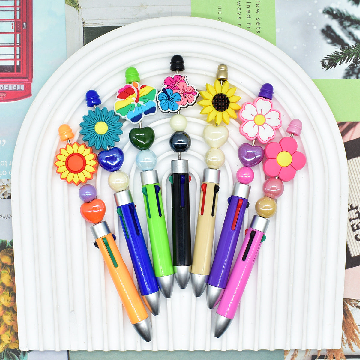 Wholesale   Random 100pcs/pack Small Flower Series Cartoon Beads